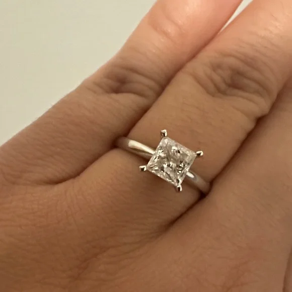 1 CT. Princess-Cut Diamond Solitaire Engagement Ring – 14K White Gold Sz 7 - Picture 6 of 12